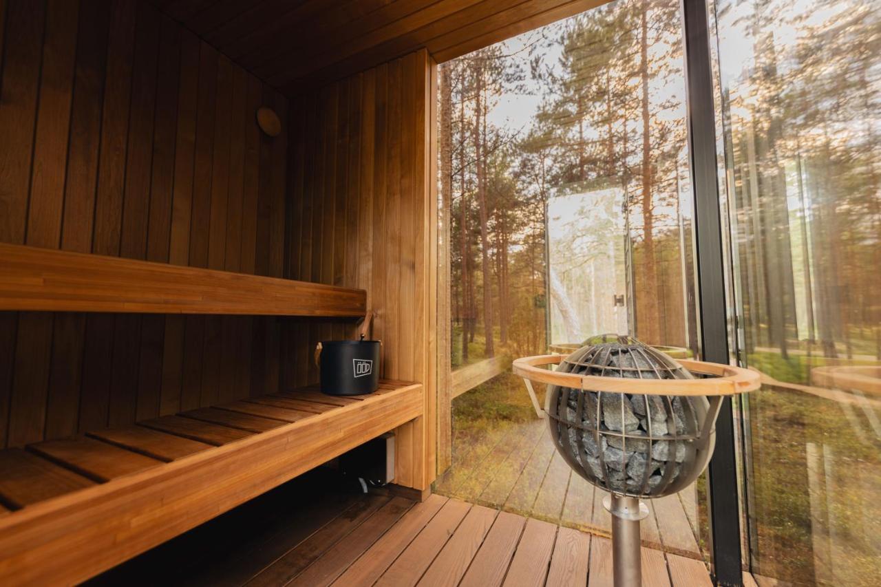 Korter Oeoed Hoetels Lohusalu Leida & Enno